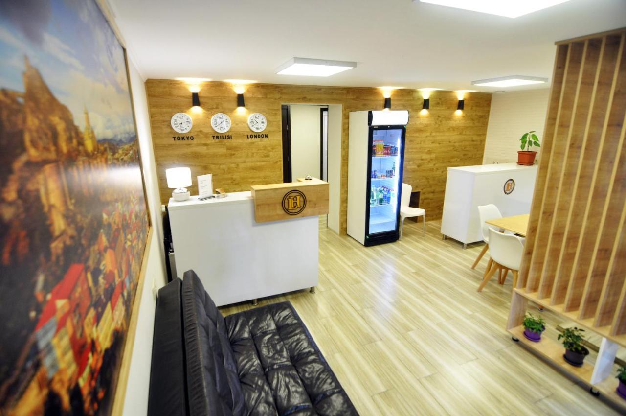 Light Hotel Tbilissi Extérieur photo